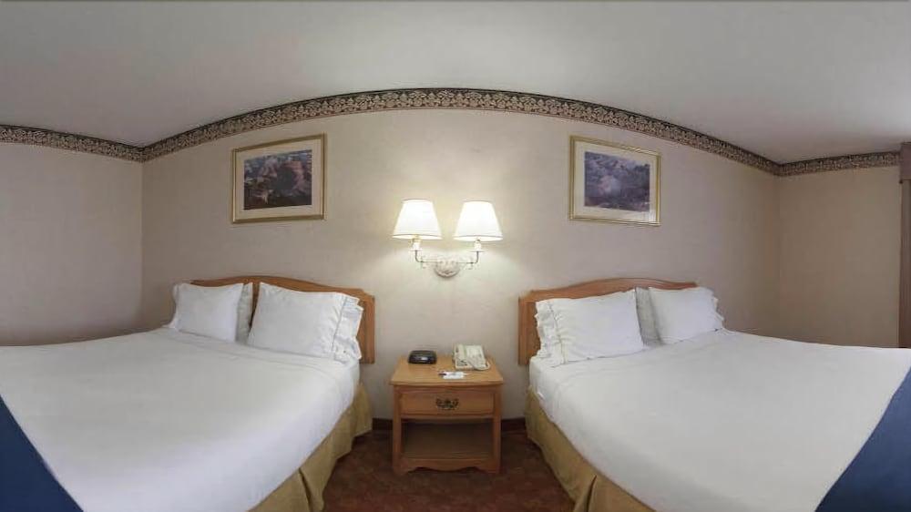 Holiday Inn Express Hotel & Suites Wauseon By Ihg Extérieur photo