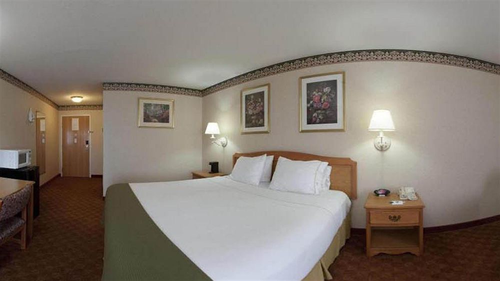 Holiday Inn Express Hotel & Suites Wauseon By Ihg Extérieur photo